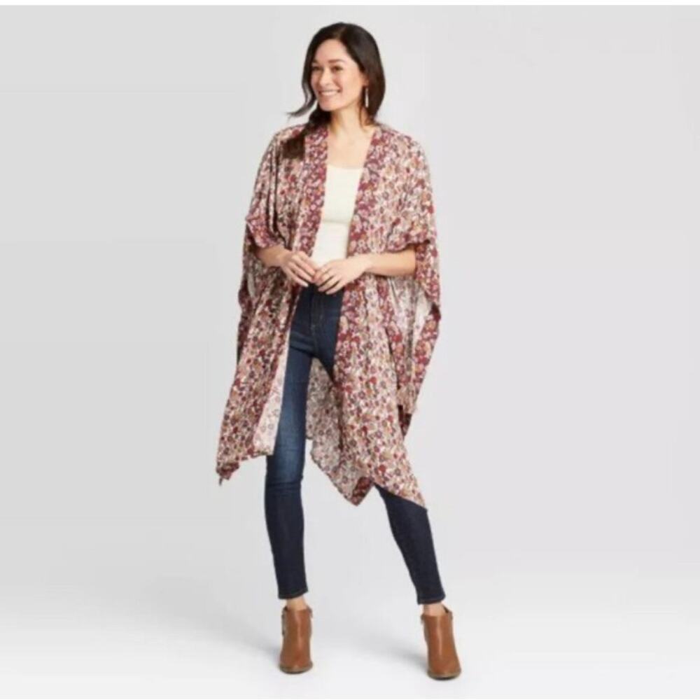 Knox Rose Floral Kimono in Burgundy and Cream
